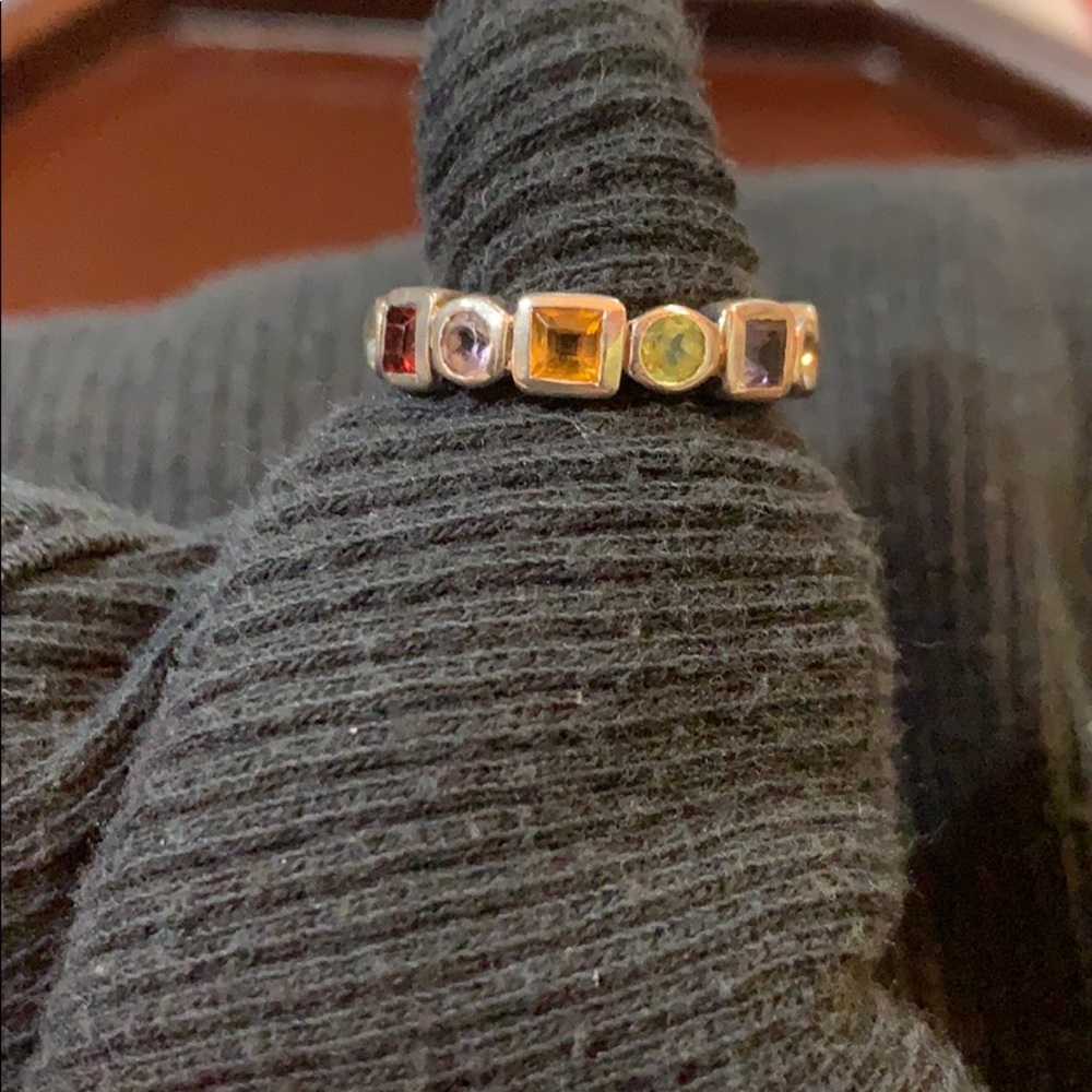Gem stone ring